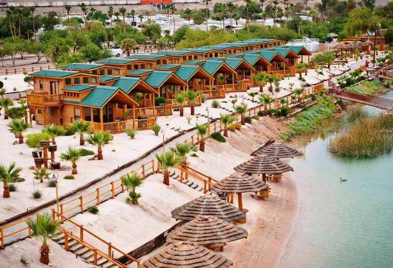 Pirate Cove Resort & Marina Needles Exteriör bild